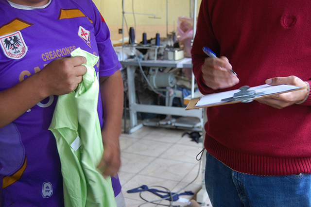 Fiscalização flagra escravidão na produção de roupas para skatistas e surfistas