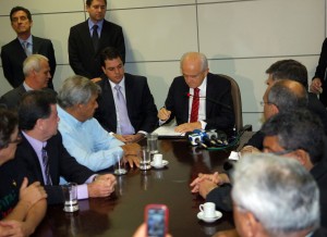 Ministro do Trabalho e Emprego, Manoel Dias, assina Norma Regulamentadora nº 36