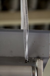 Lustres amarrados com cordões da Le Lis Blanc.