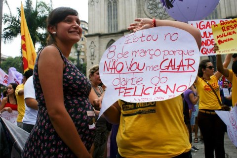 Empoderamento e respeito à mulher durante o parto