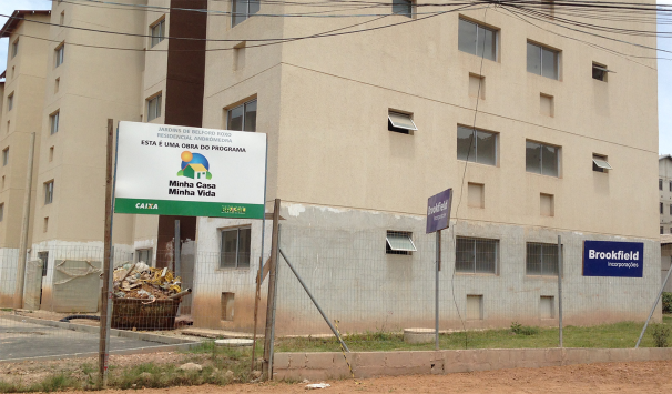 Fachada de obra do "Minha Casa, Minha Vida" da Brookfield, no Rio de Janeiro, onde as vítimas trabalhavam (Fotos: MTE/RJ)