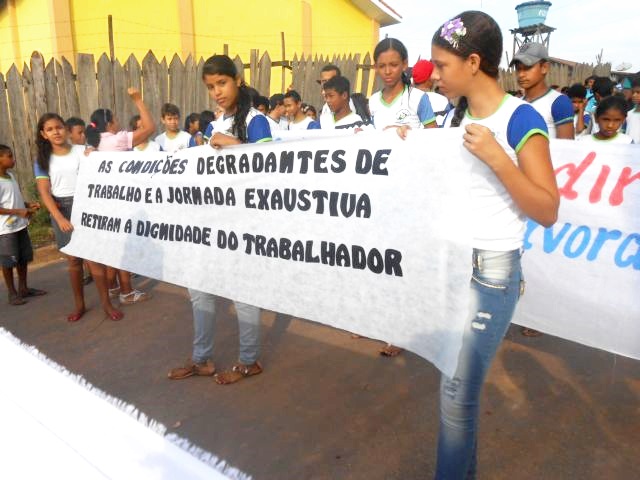 Programa educacional da Repórter Brasil conclui ações contra trabalho escravo