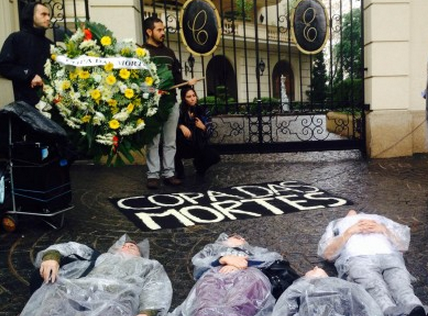 Ronaldo e Marin são alvos de ‘escracho’ em São Paulo