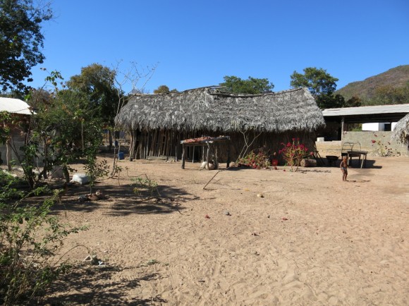Casa de Domingas e Louriano, Família Magalhães