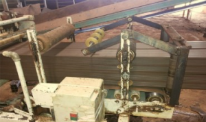 Partes móveis de máquina sem proteção na produção de cerâmica no Sergipe. Foto: Divulgação/SRTE-SE