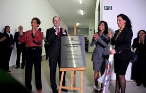 Secretários estaduais entregaram equipamento voltado a vítimas de tráfico de pessoas e estrangeiros solicitantes de refúgio. Crédito: Divulgação