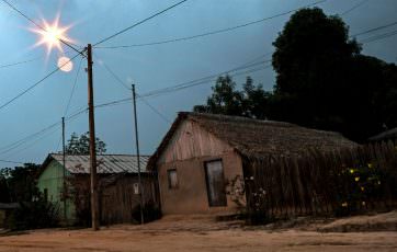 Casa de ribeirinho na comunidade que deve ser alagada pela usina de São Luiz do Tapajós. Foto: Lilo Clareto/Repórter Brasil