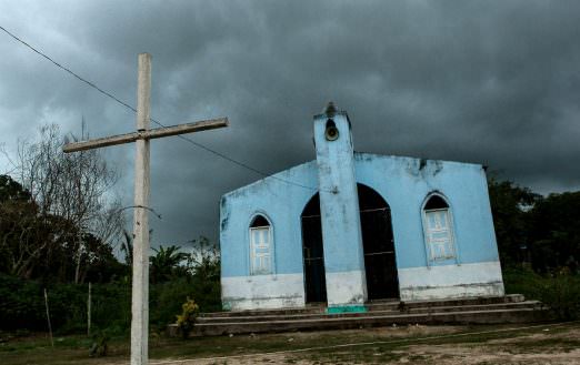 Igreja em Pimental, comunidade que deve ser alagada pela usina de São Luiz do Tapajós. Foto: Lilo Clareto/Repórter Brasil