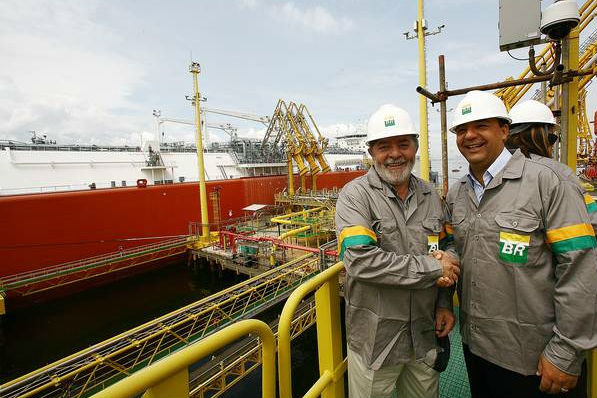 Ex-presidente Luiz Inácio Lula da Silva inaugurou terminal ao lado do ex-governador Sérgio Cabral. Foto: Presidência da República